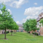 Chaparral Townhomes Apartment Courtyard