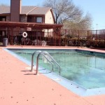Cottonwood Creek Apartment Pool
