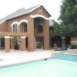 Wyndsor Court Apartment Pool